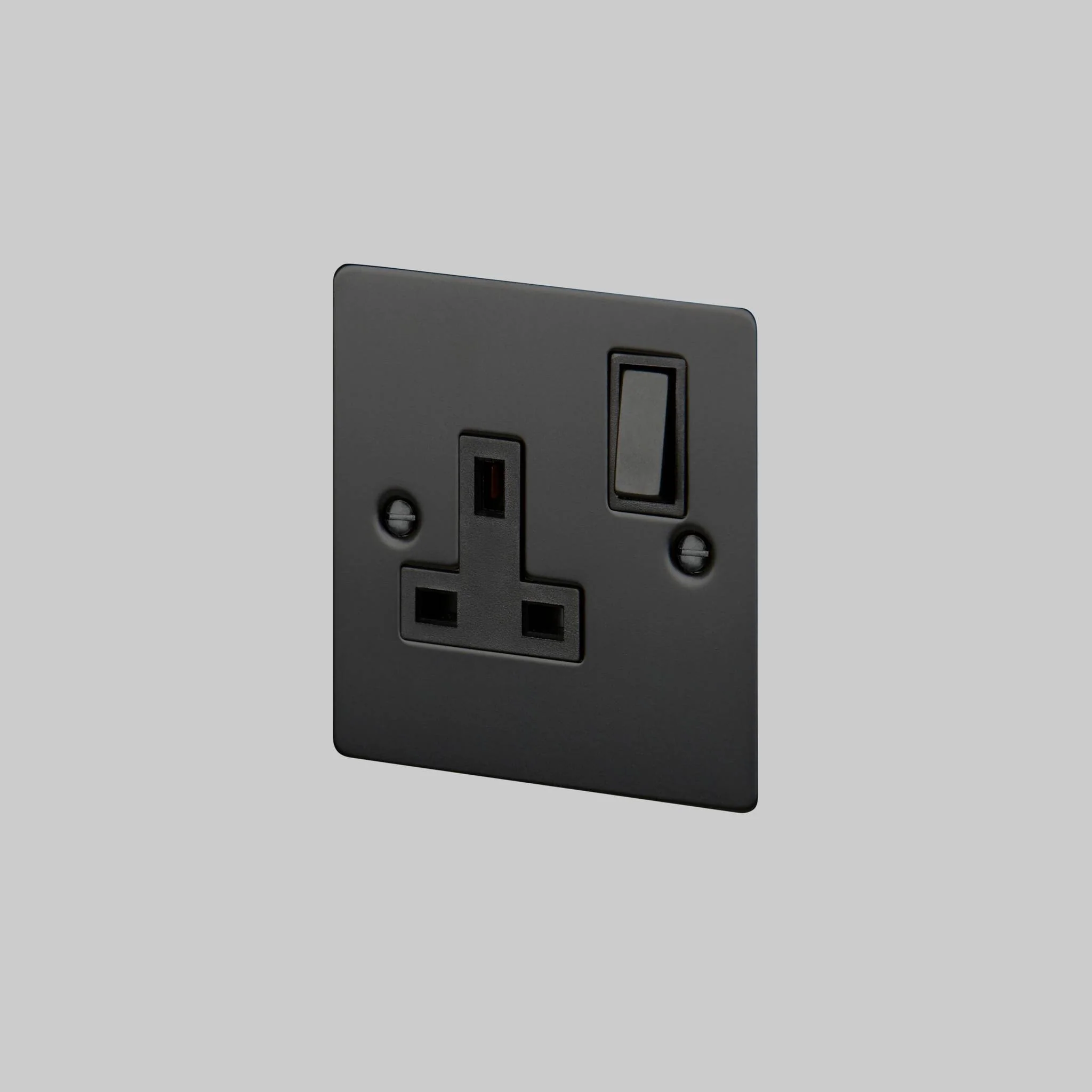 1G UK PLUG SOCKET - Image 4