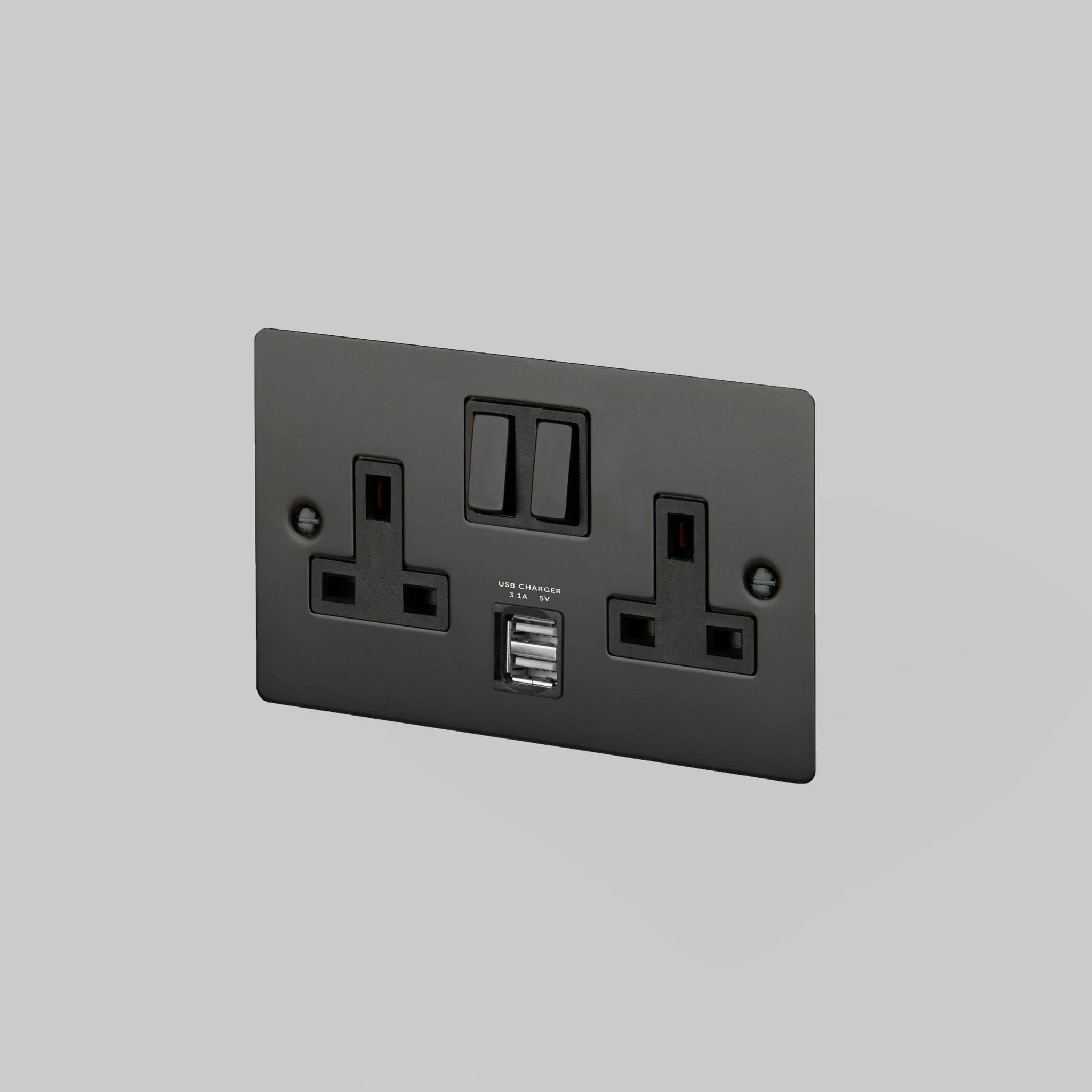 2G UK PLUG SOCKET / USB - Image 5