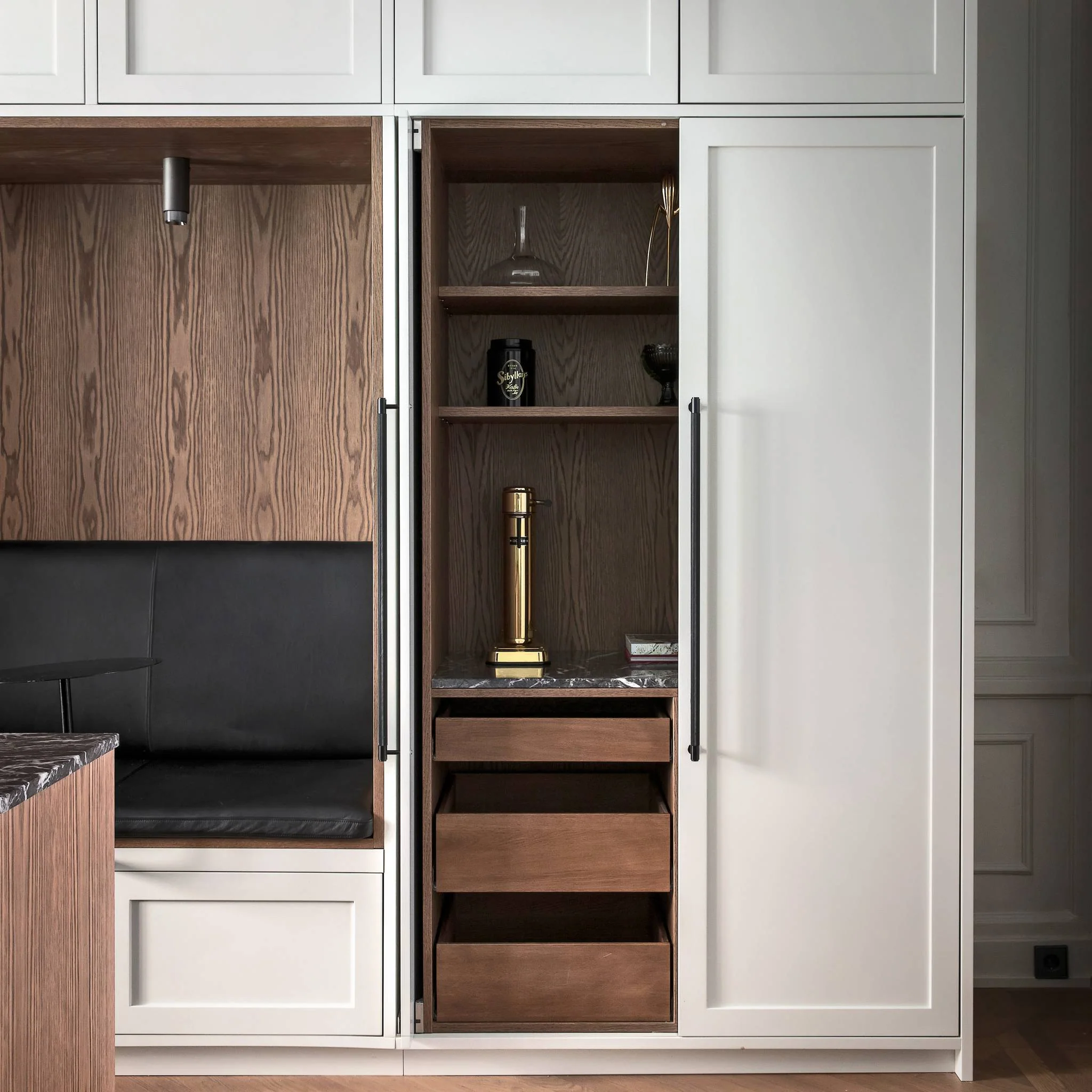 CLOSET BAR / CROSS - Image 24