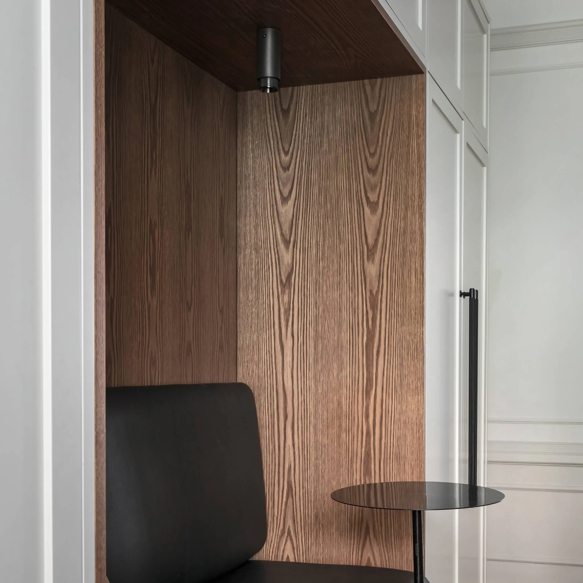 CLOSET BAR / CROSS - Image 25