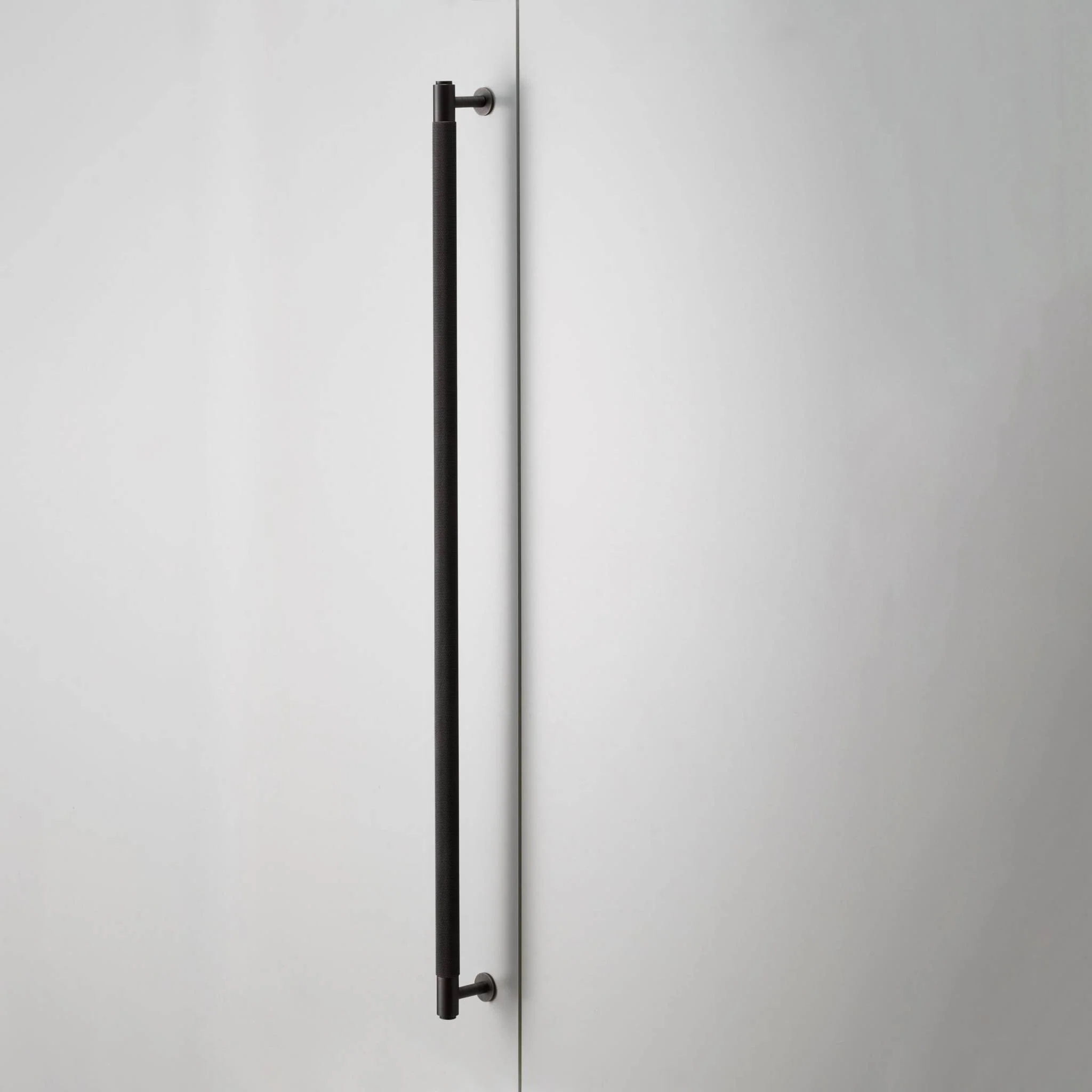 CLOSET BAR / CROSS - Image 28