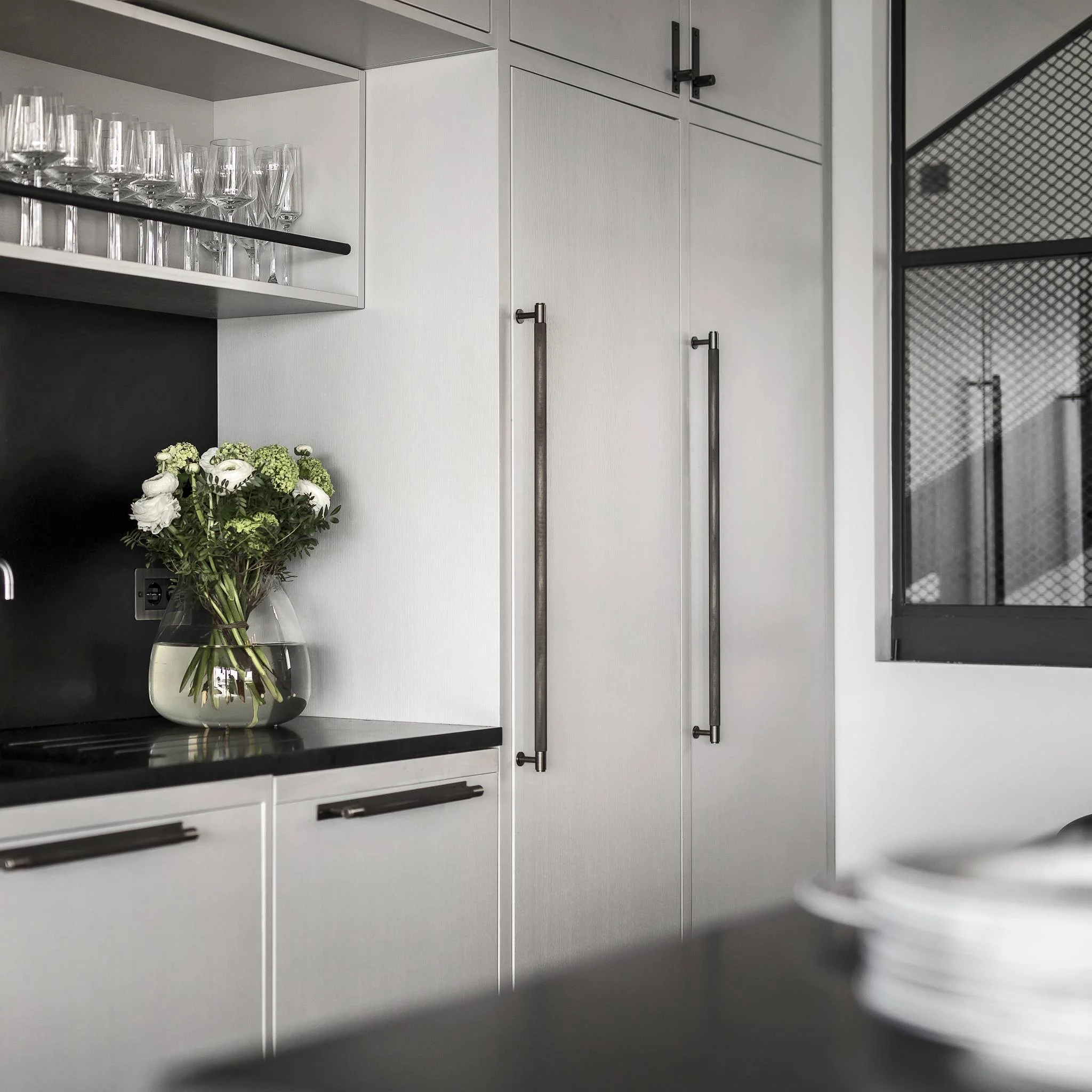 CLOSET BAR / CROSS - Image 32