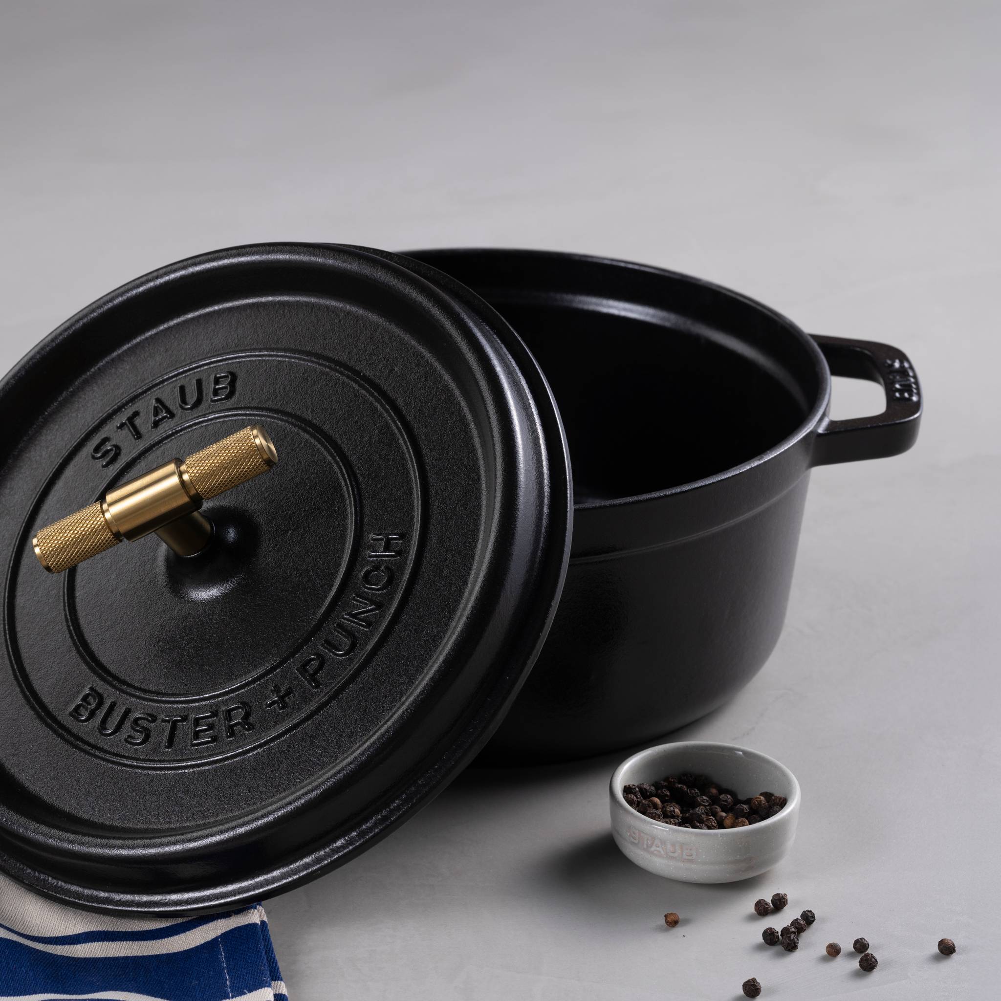 COCOTTE / 11.02 INCHES / CROSS / STAUB / BLACK - Image 7