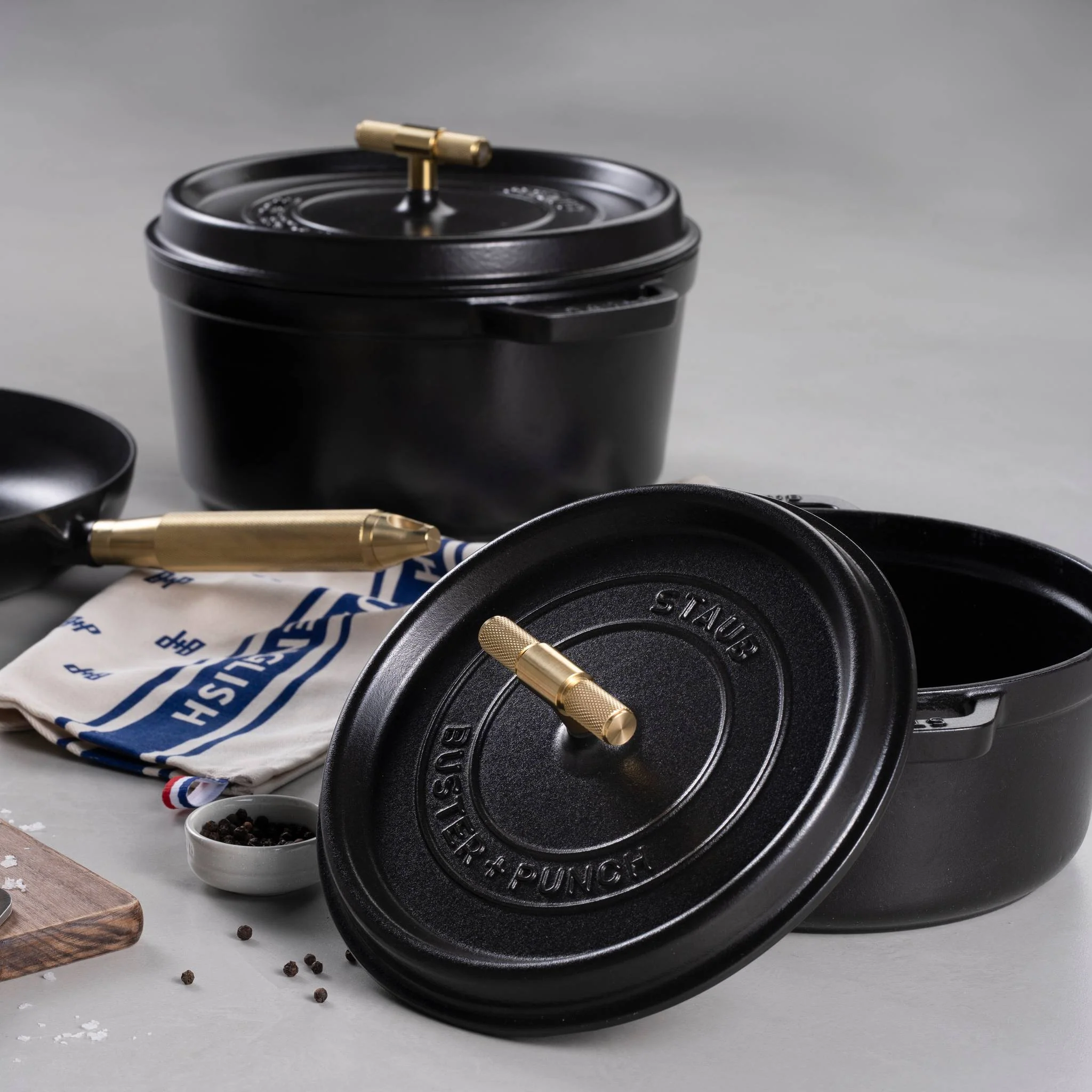 COCOTTE / 11.02 INCHES / CROSS / STAUB / BLACK - Image 8