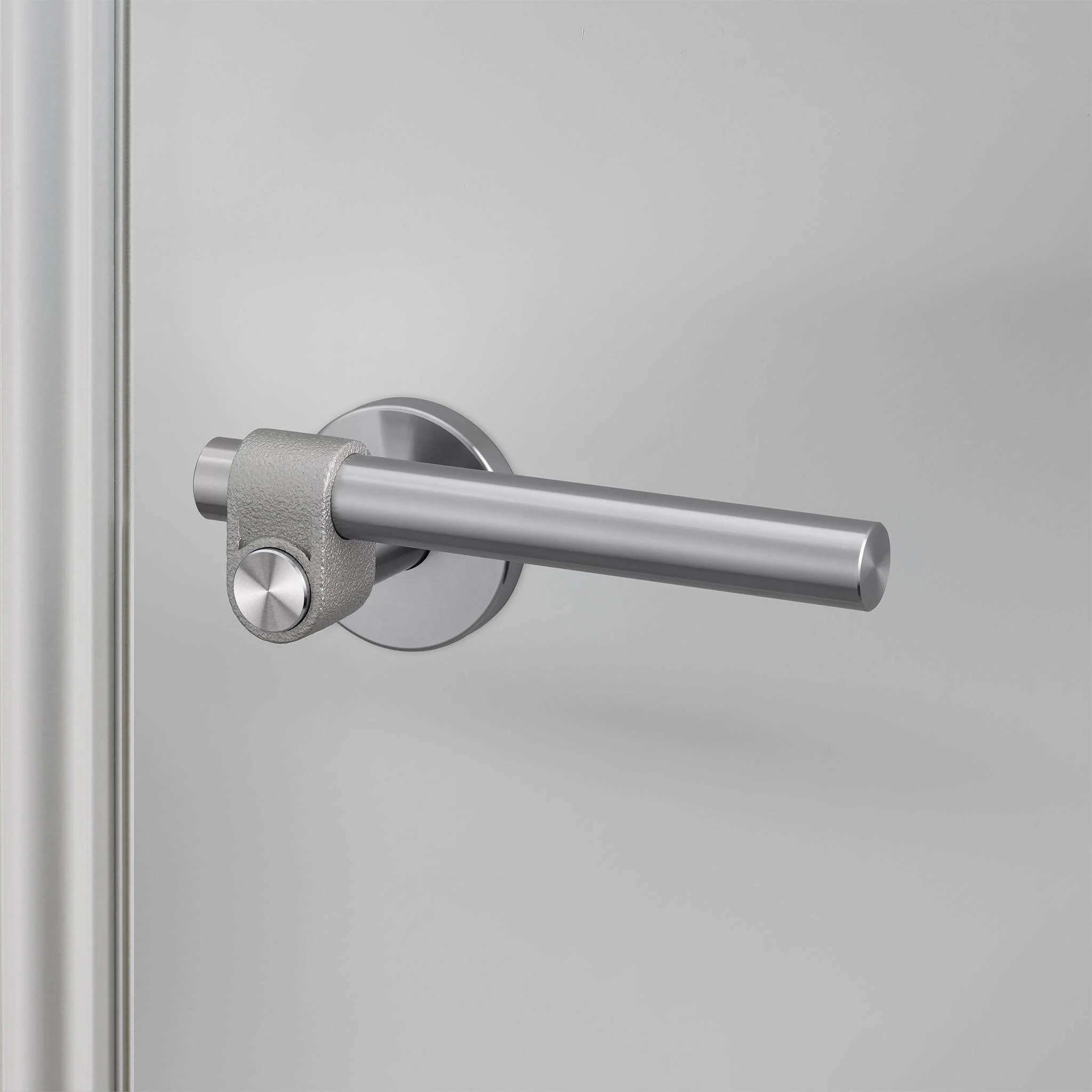 DOOR HANDLE SET / CAST / SPRUNG - Image 11