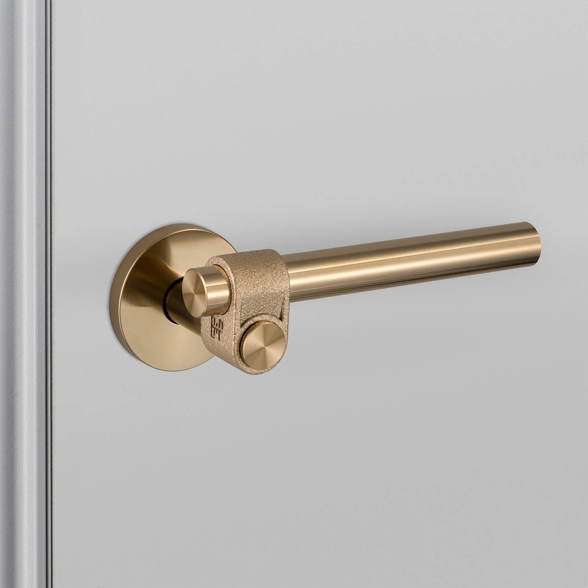 DOOR HANDLE SET / CAST / SPRUNG - Image 7