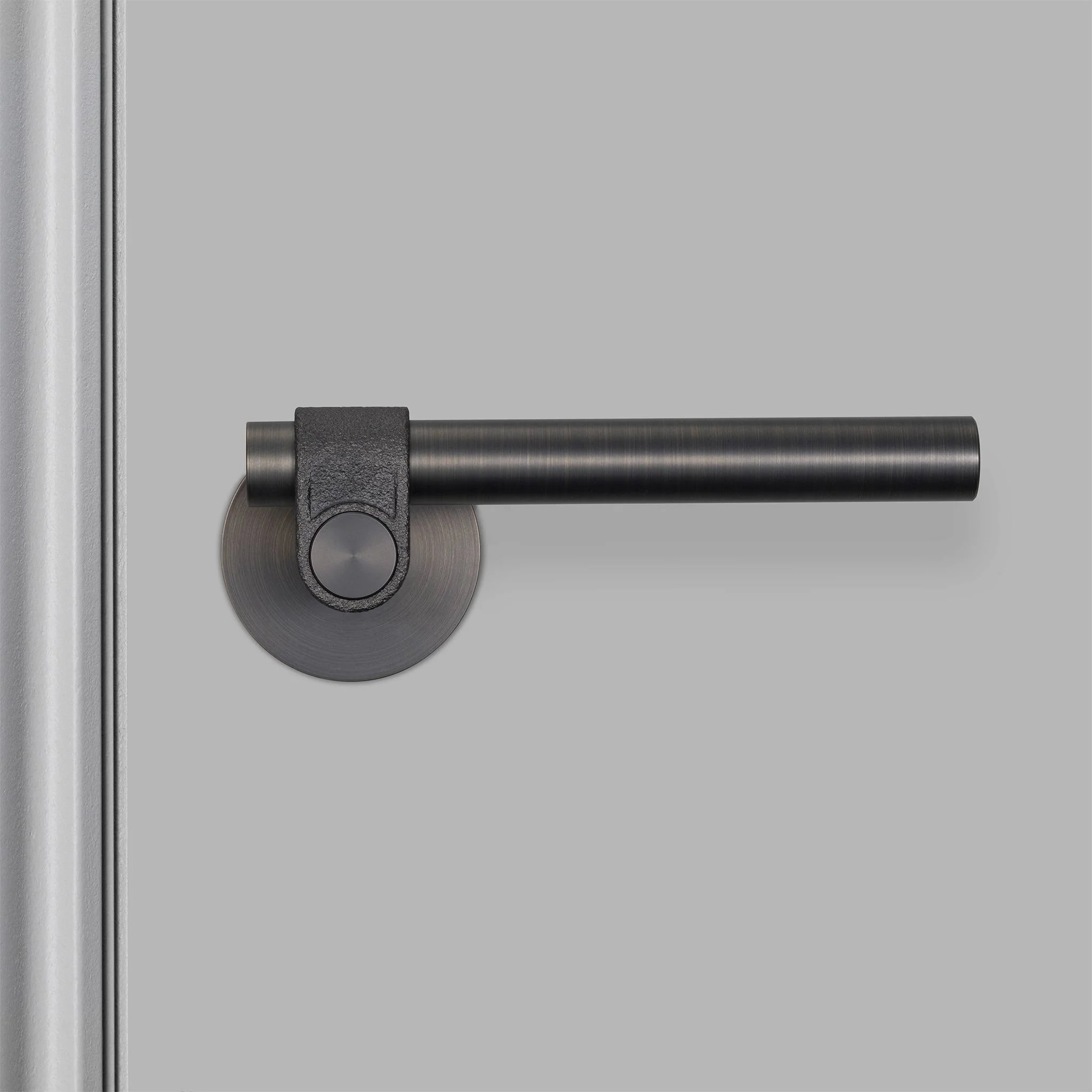 DOOR HANDLE SET / CAST / SPRUNG - Image 9