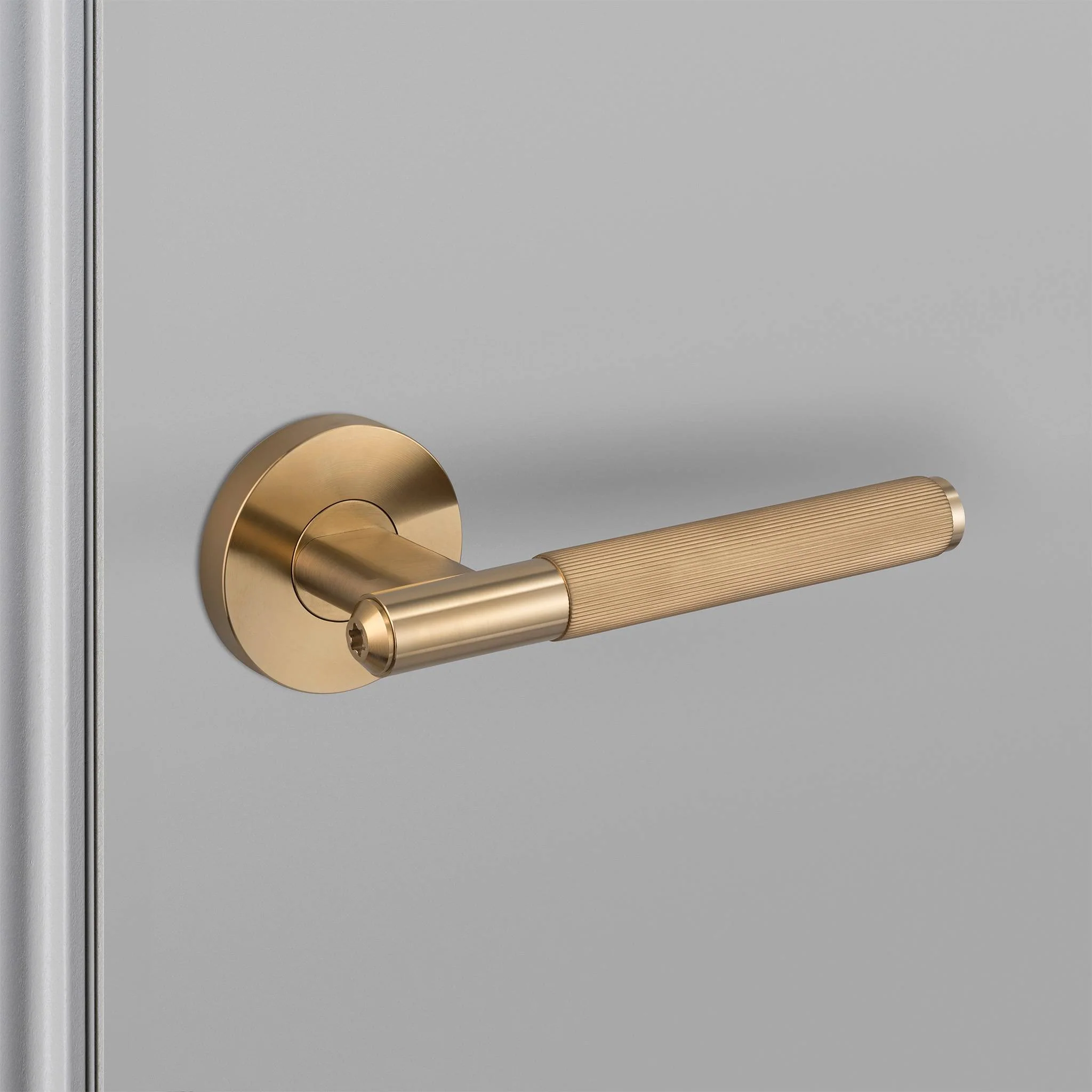 DOOR HANDLE SET / LINEAR / SWE / SPRUNG - Image 3
