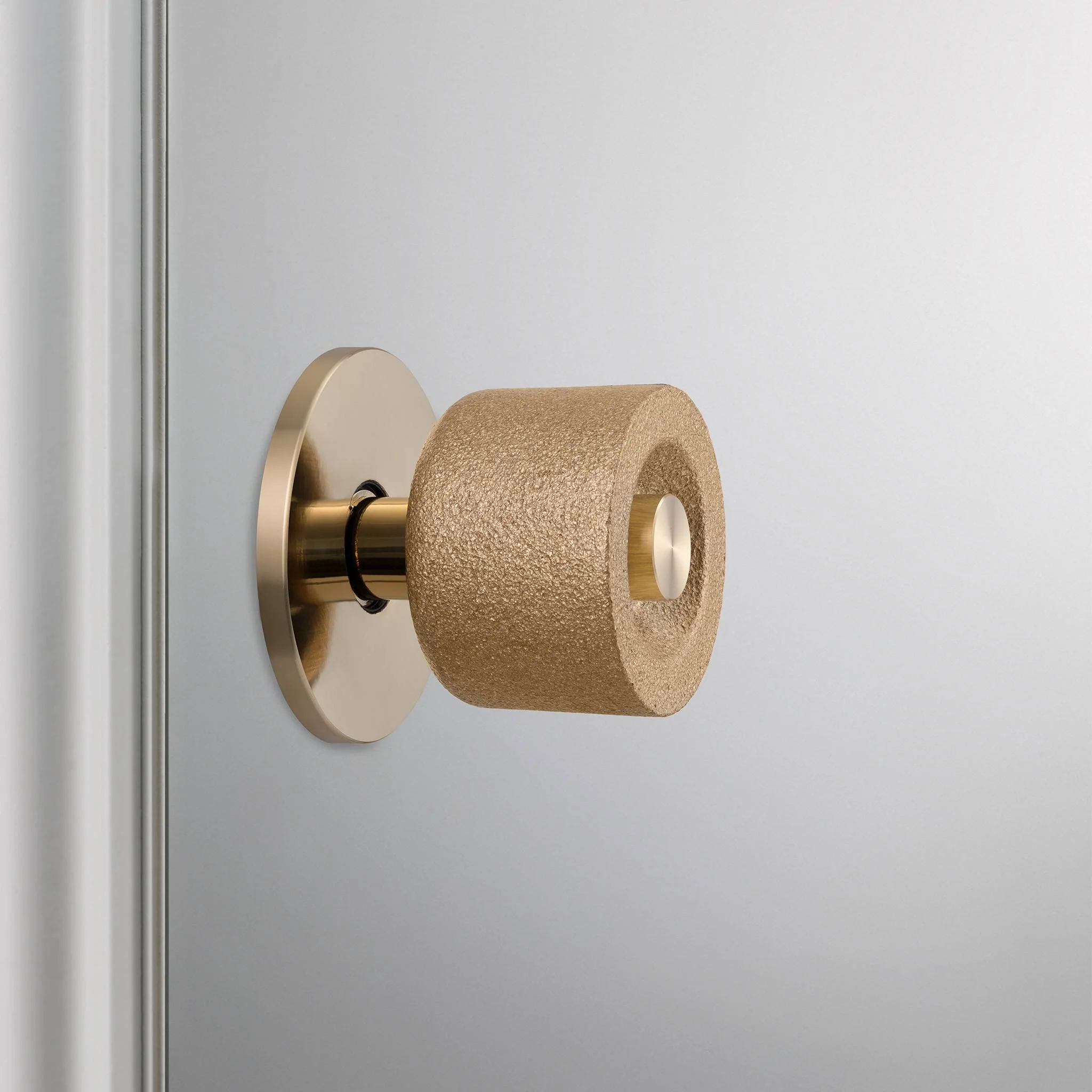 DOOR KNOB SET / CAST - Image 3