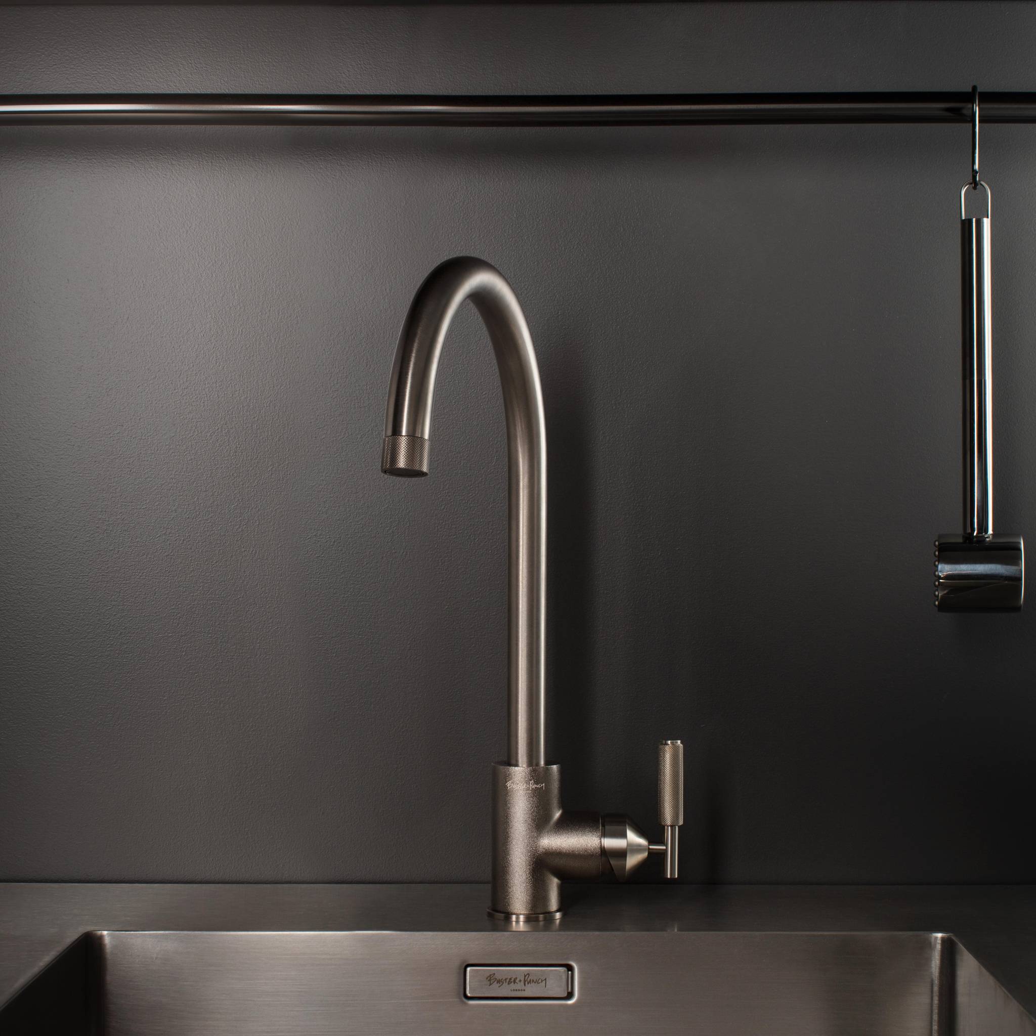 EU KITCHEN TAP / MIXER / LINEAR - Image 12
