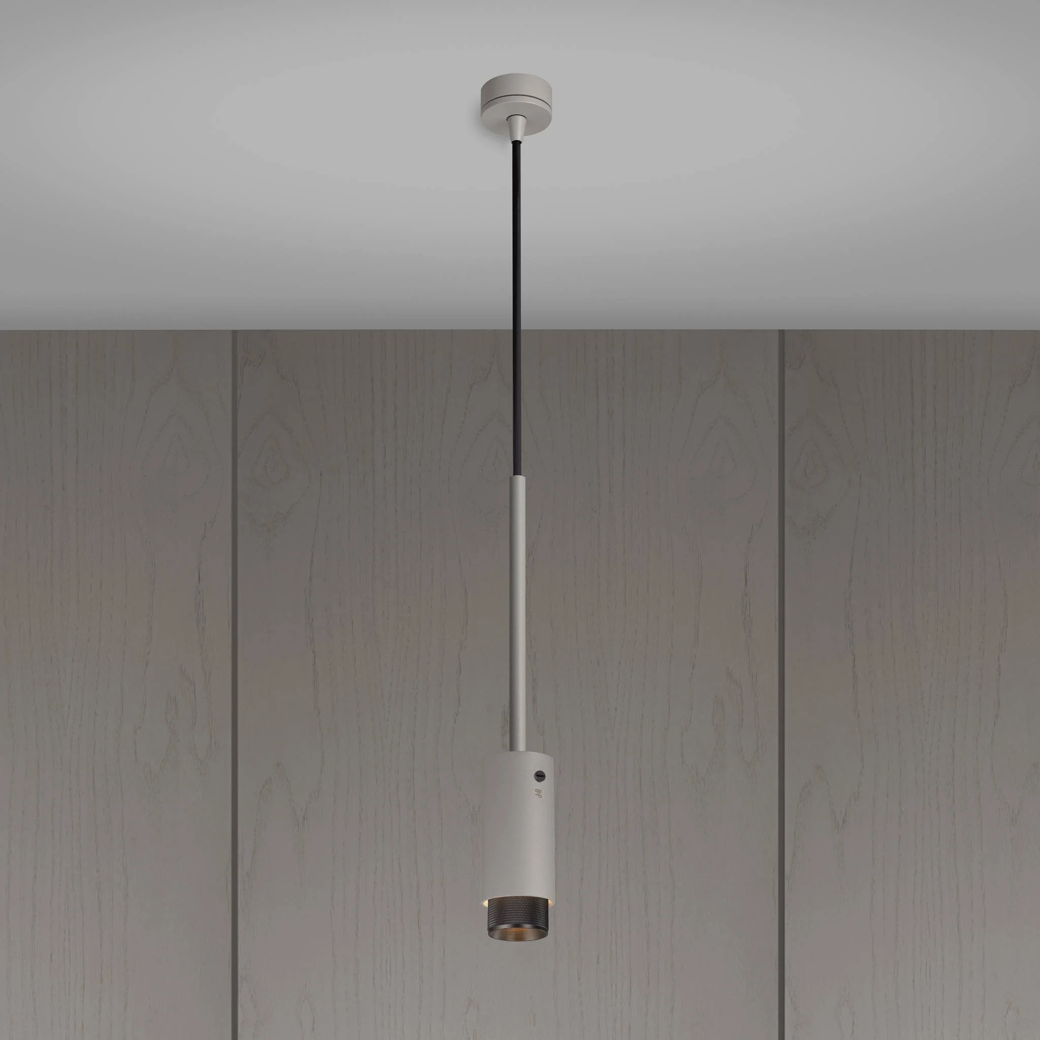 EXHAUST PENDANT / CROSS / STONE - Image 3