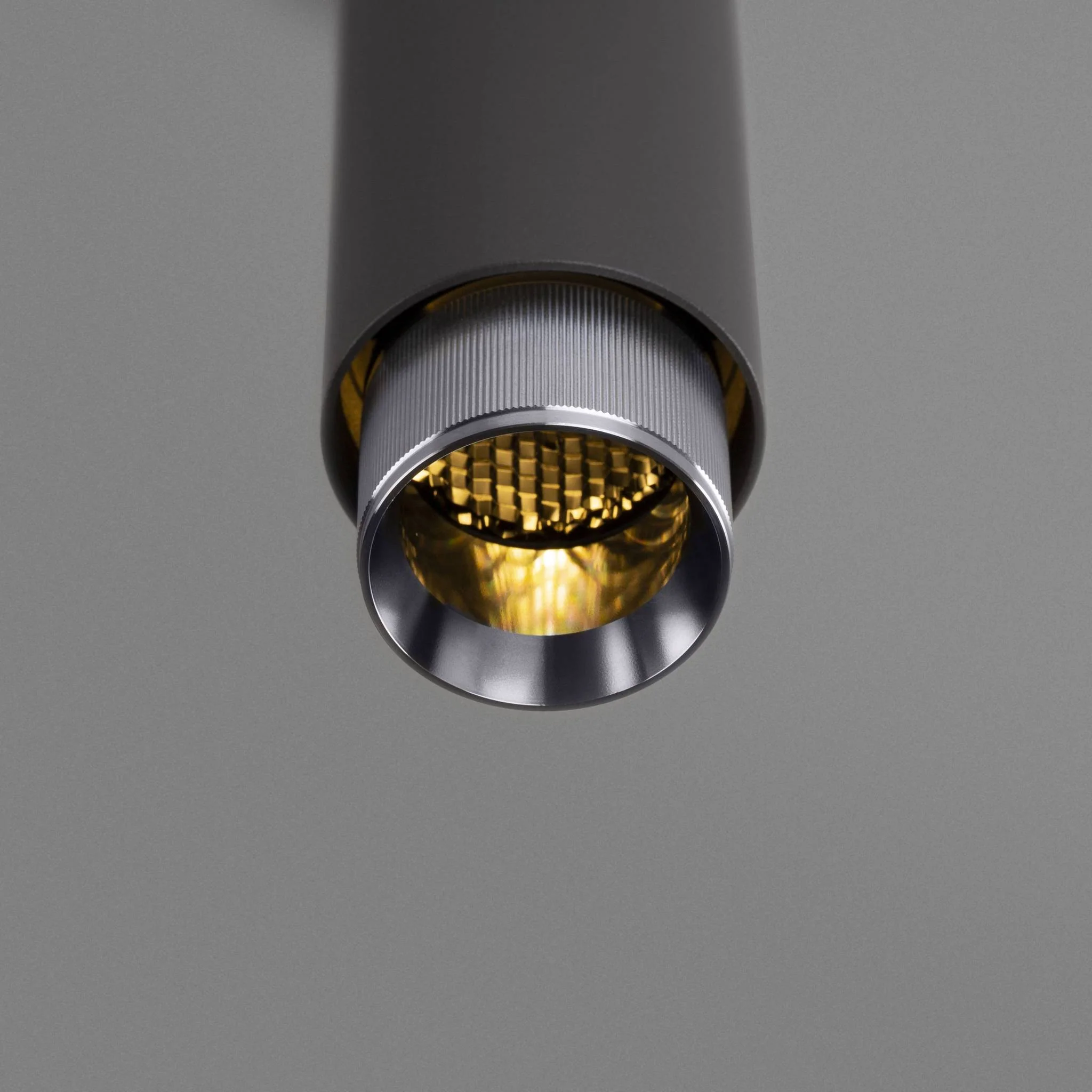 EXHAUST PENDANT / LINEAR / GRAPHITE - Image 10