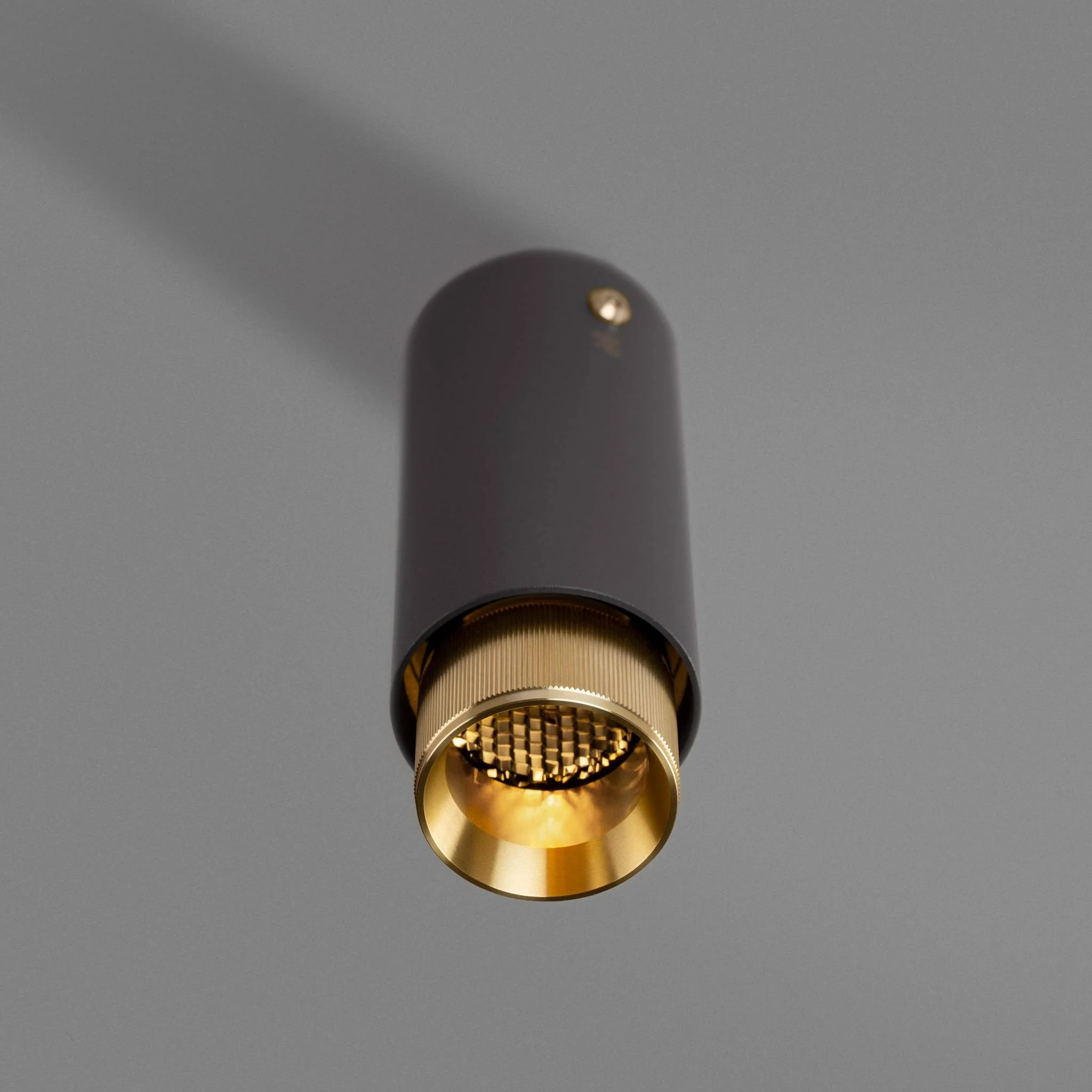EXHAUST SURFACE / LINEAR / GRAPHITE - Image 10