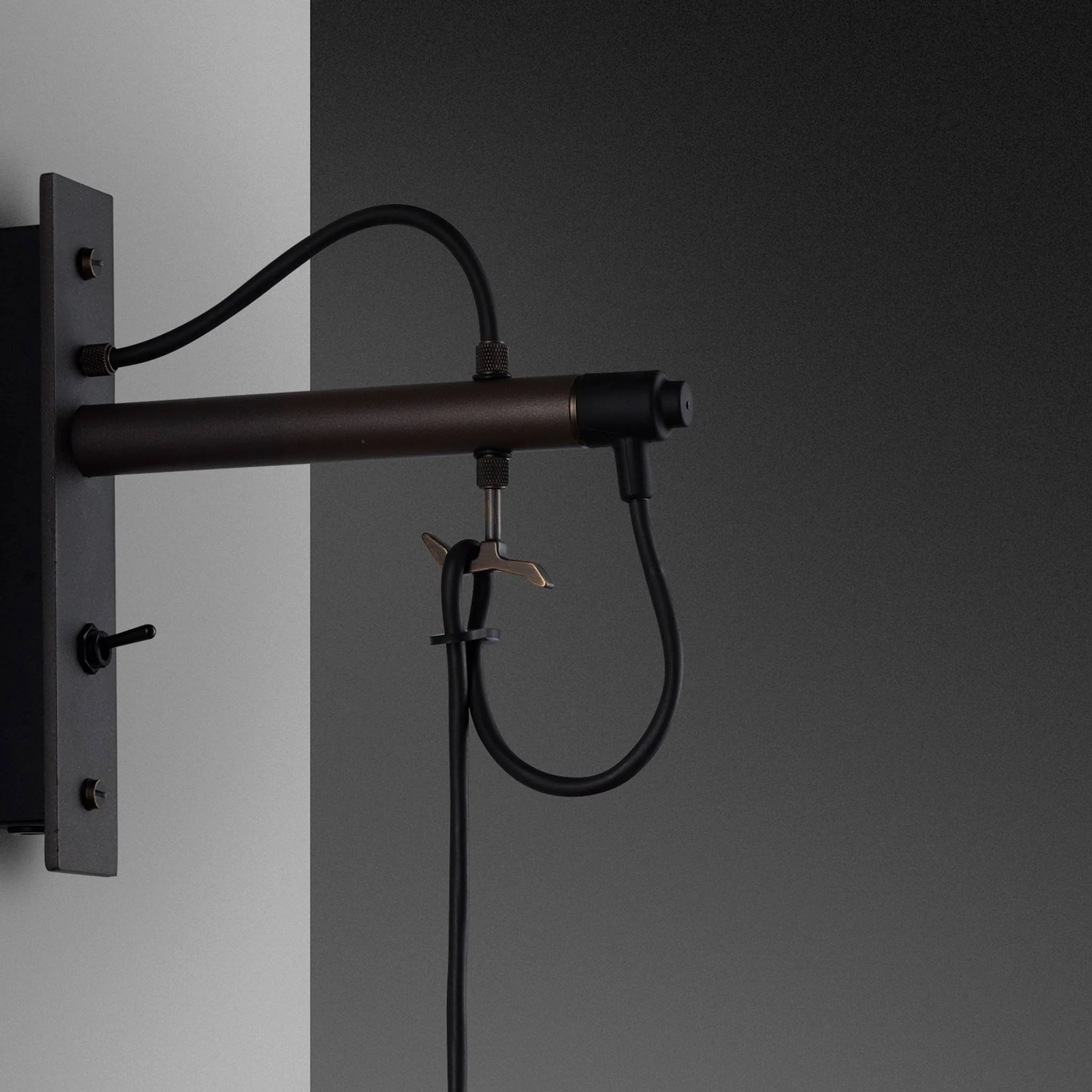 HOOKED WALL / CROSS / SMALL / GRAPHITE - Image 3