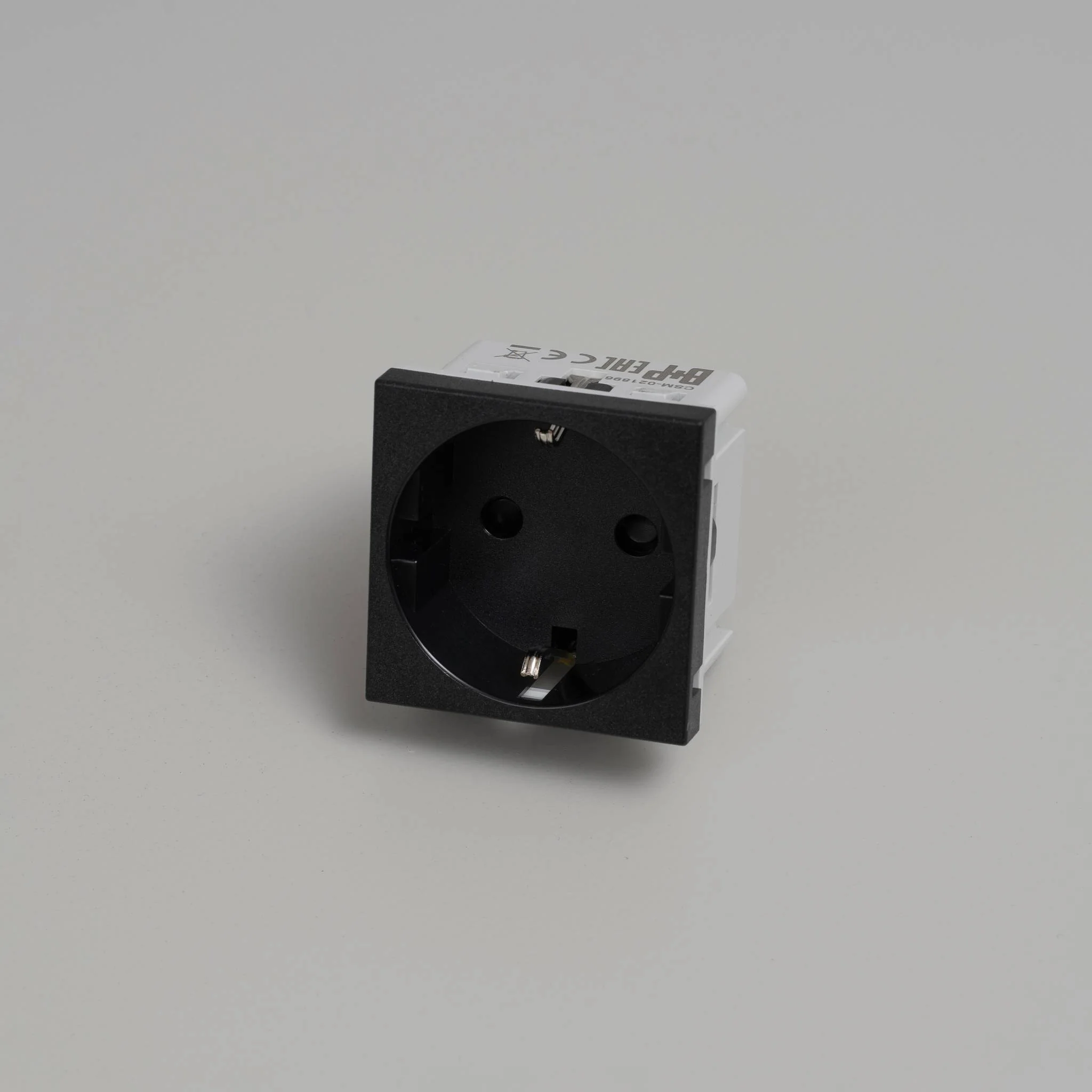 SCHUKO SOCKET MODULE / TYPE F / 45 MM - Image 4