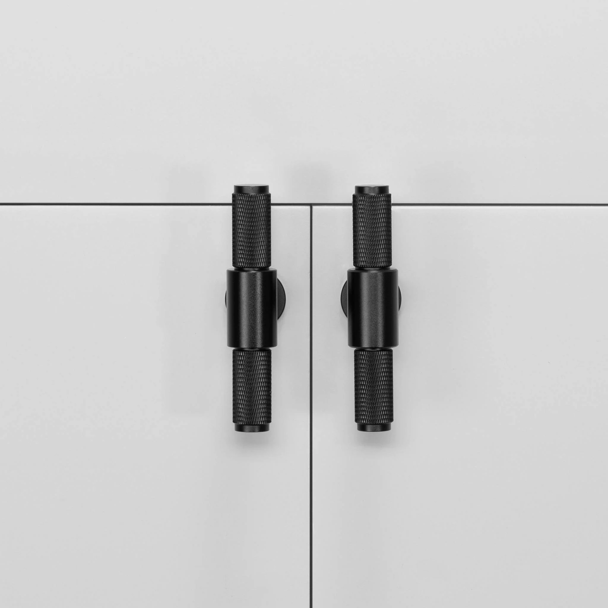 T-BAR / CROSS - Image 18