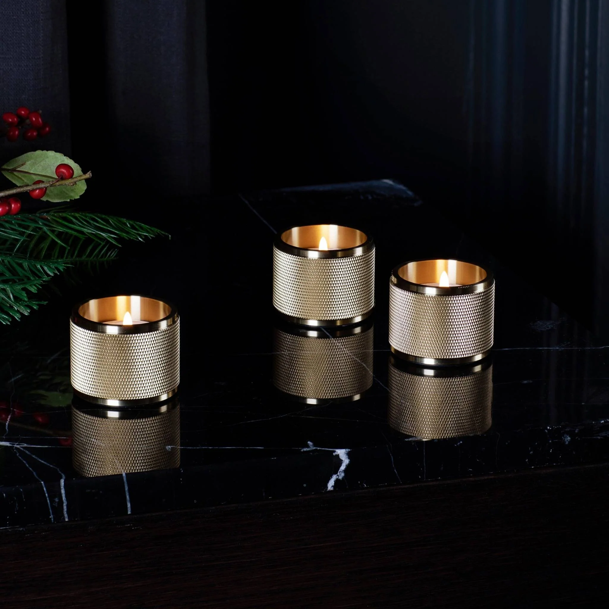 TEALIGHT CANDLE HOLDER / CROSS / SET OF 3 - Image 4