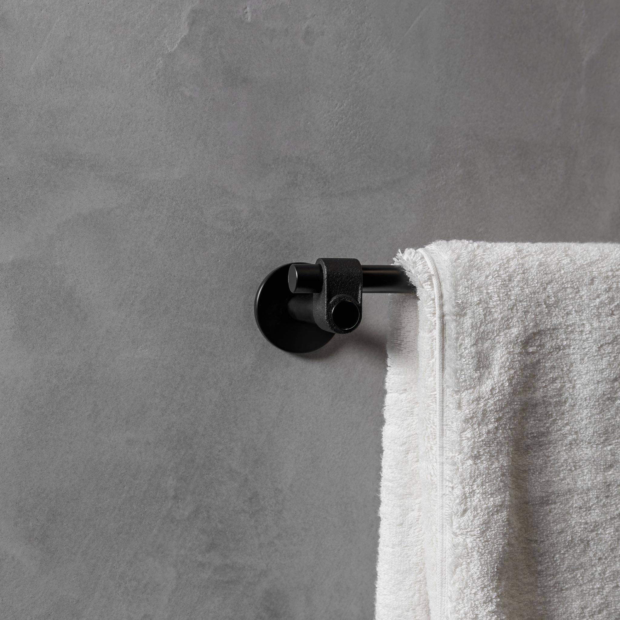 TOWEL RAIL / CAST - Image 7