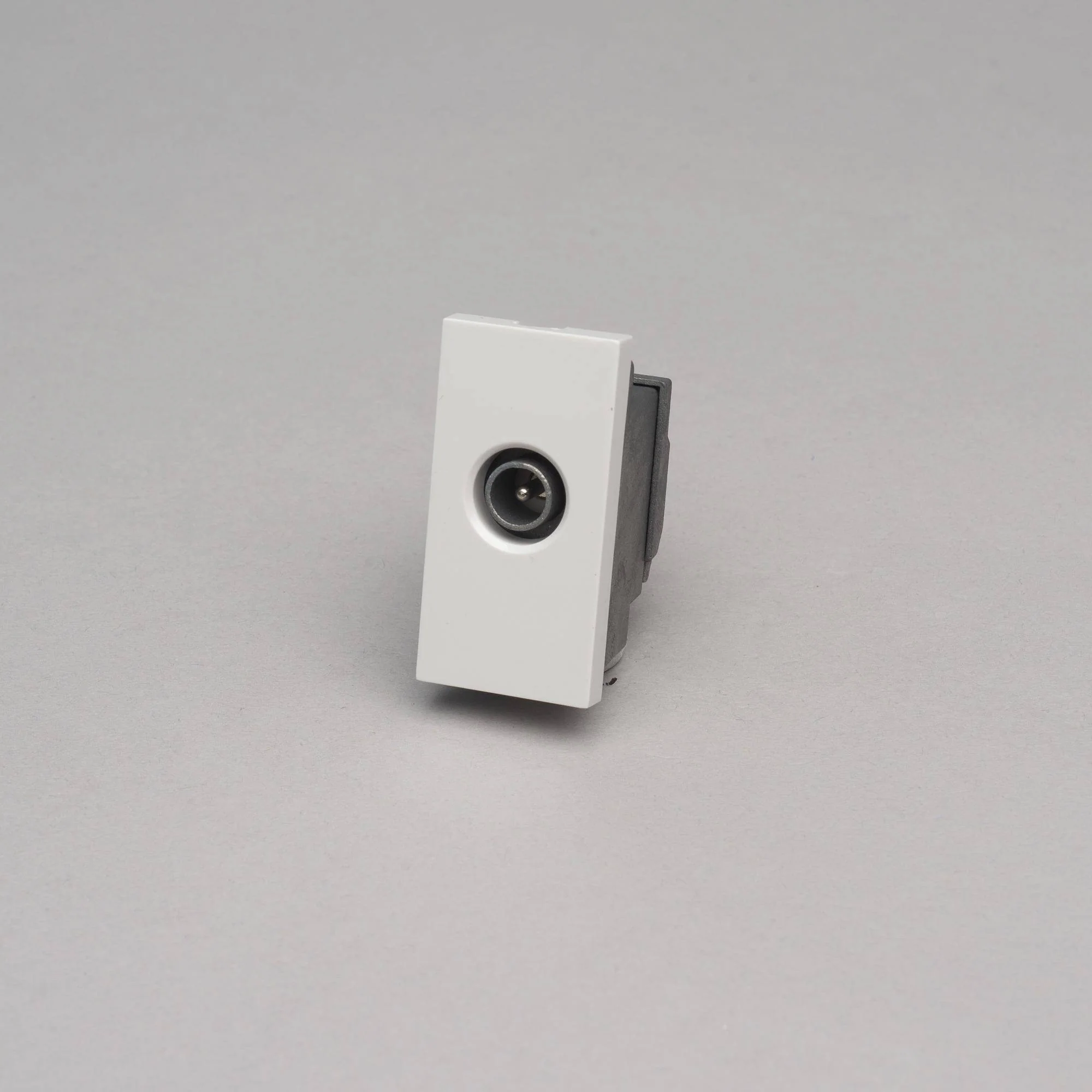 TV MODULE / MALE SCREENED CO-AXIAL / 25MM